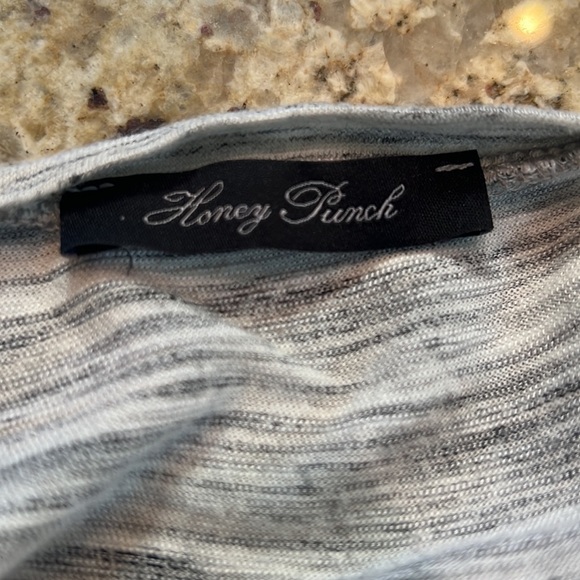 High low top- size medium - Picture 8 of 8